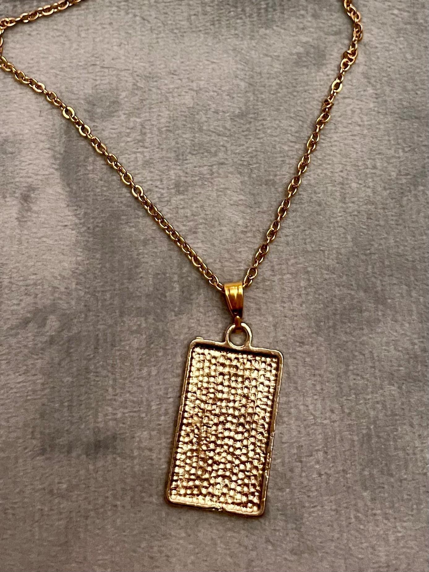 Nintendo Game Boy Halsband med Berlock nostalgisk present till Retro Gamer Tv-spel smycke Guld imitation