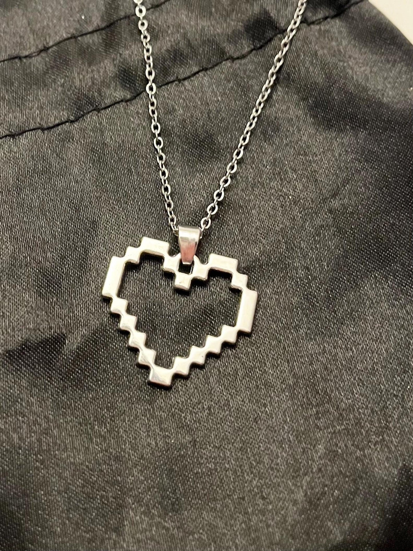 Pixel Heart Necklace for Video Game Lover  Gift for Gamer Jewelry Silver Imitation Video Game Necklace for Woman
