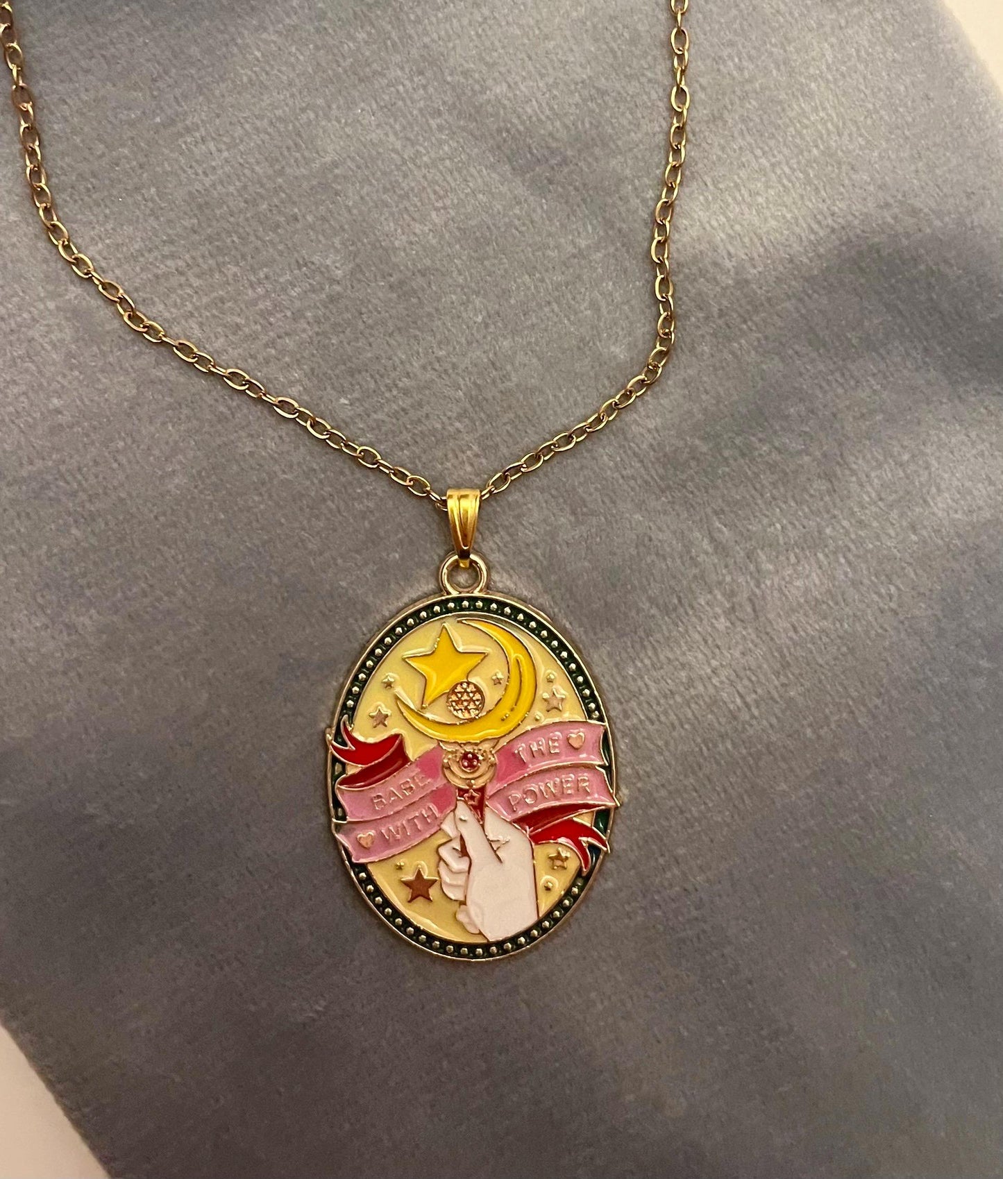 Sailor Moon Halsband Babe With The Power Anime Smycke Present till Sailor Moon-fan Sailor Moon Merchandise Guldimitation halsband Sailor Moon